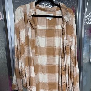 American Eagle Plaid Button Up